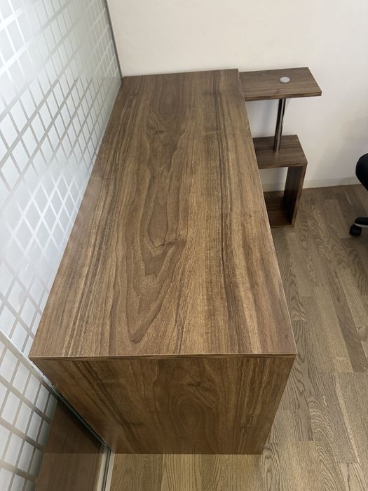 Birou de colț Kailua 792 (Nuc), 130 x 104,1 x 73,8 cm, stare foarte bună