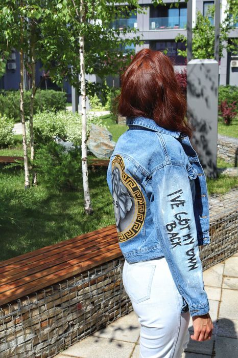 Geaca denim pictata manual