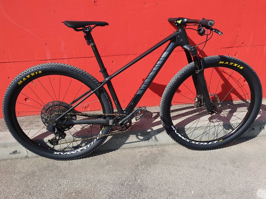 SRAM x1 Carbon crankset