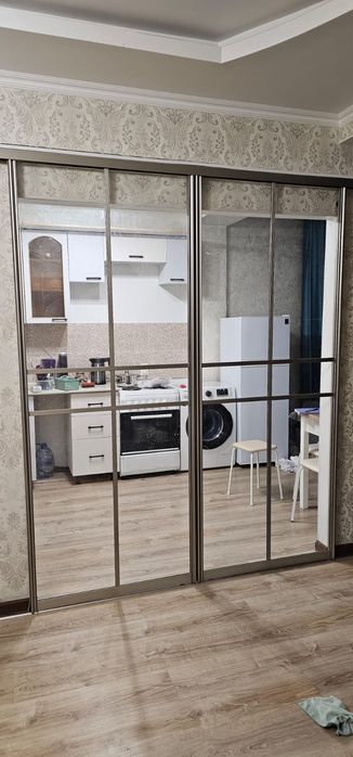 Стеклянная перегородка