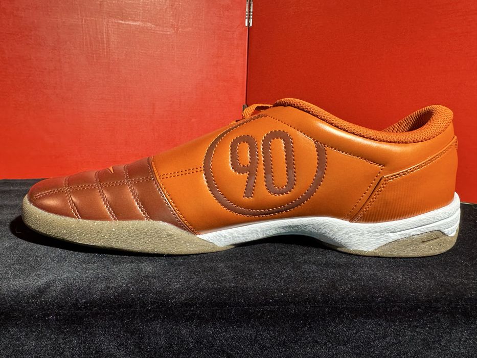 Оригинални! Nike Total 90 - 47.5,48.5 Shoemag