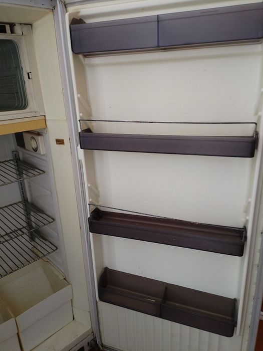 Продаётся холодильник