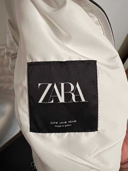 Jachetă albă ZARA