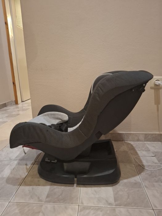 Детско столче за кола Moni