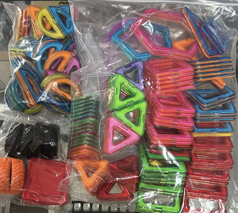 Set Inteligent de Constructie Magnetic 168 buc