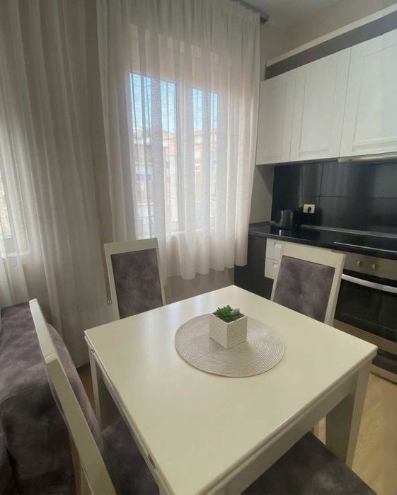 Дава се под наем Двустаен апартамент в Пловдив, Център - 70 кв.м за 298.86 € - Снимка #4