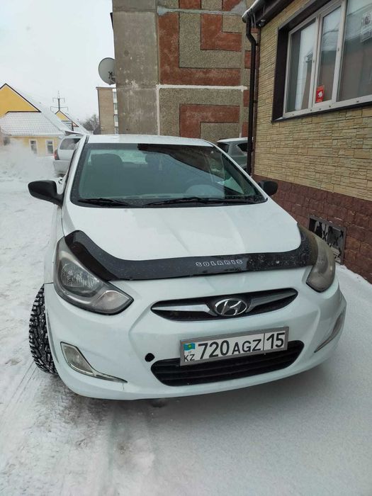 Автомобиль Hyundai Accent