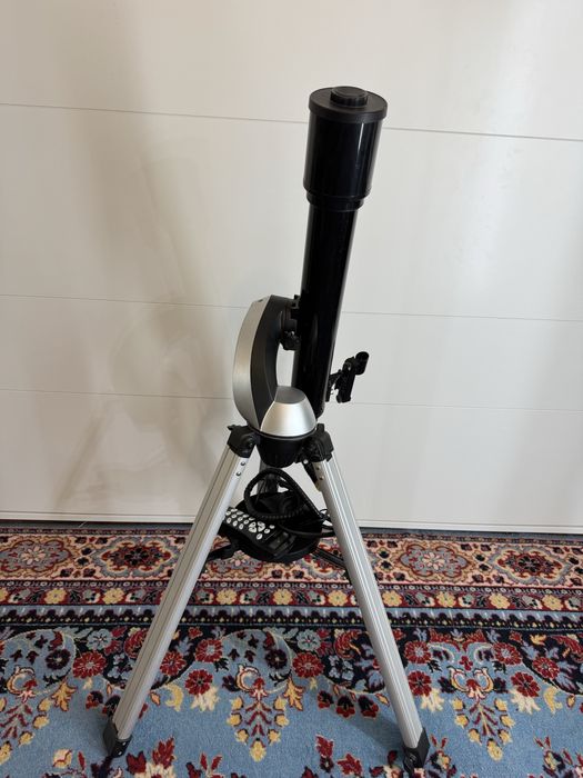 Telescop SkyWatcher 70/700 cu Montură Computerizată (GoTo) + Accesorii