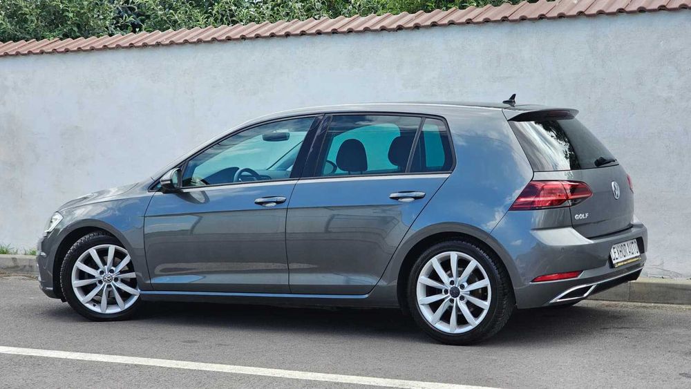 VW Golf 7.5 Facelift HighLine 2.0TDI 150cp Manual / Faruri MATRIX Distronic VIRTUAL Keyless / TOP