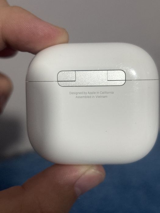 Airpods 4 оригинал, чек есть