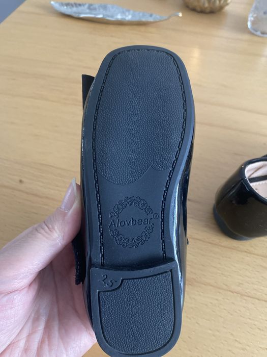 Обувь для девочки 25р за 3000 тг