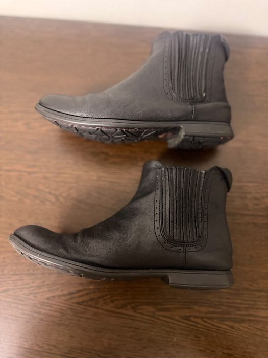 Camper Peu botine piele naturală neagră, măr. 38