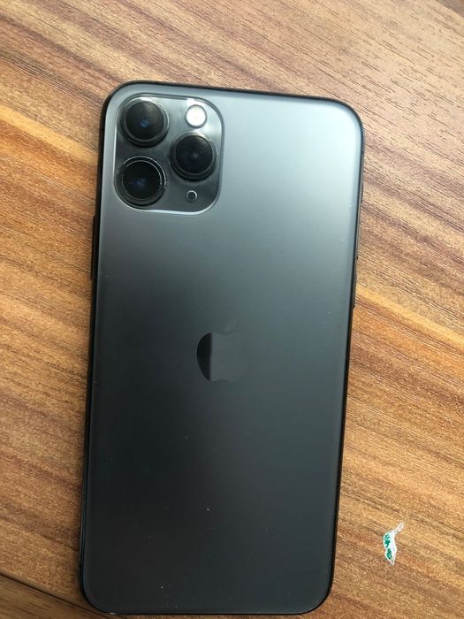 Продам Iphone 11 pro