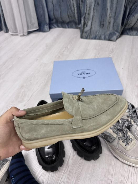 Продам кроссовки Chanel Prada