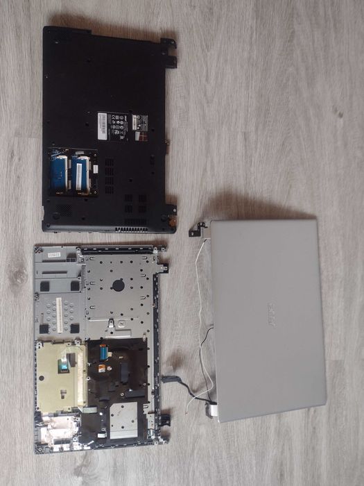Acer Aspire V5-571 продава се само цял