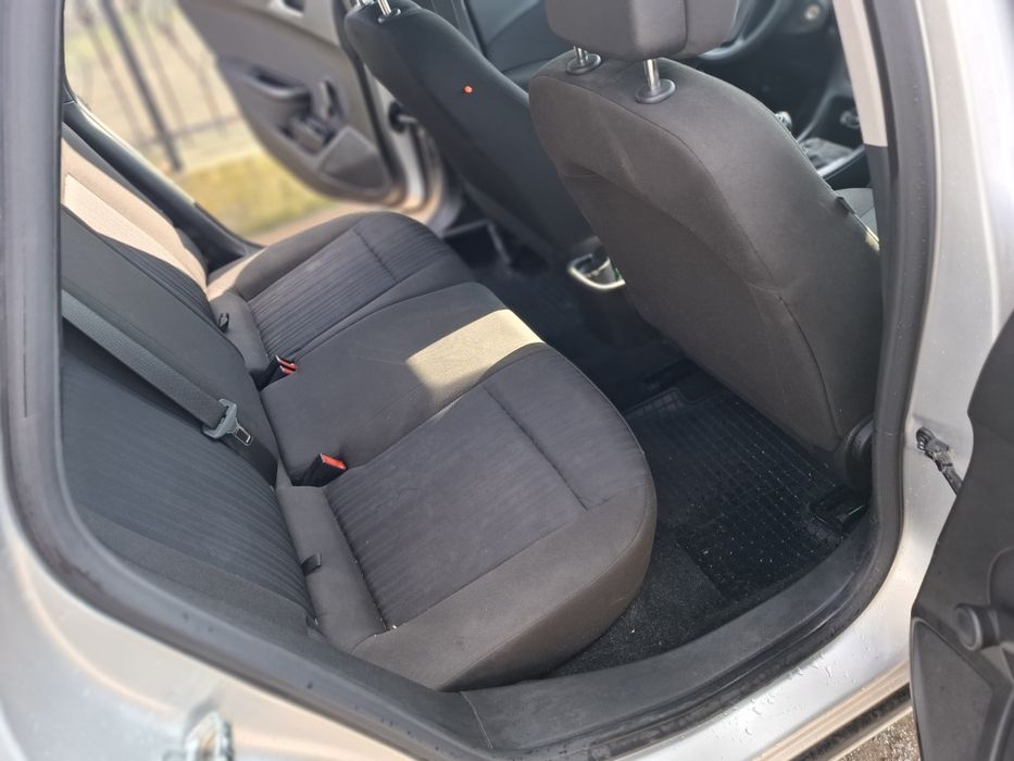 Se vinde Opel astra j