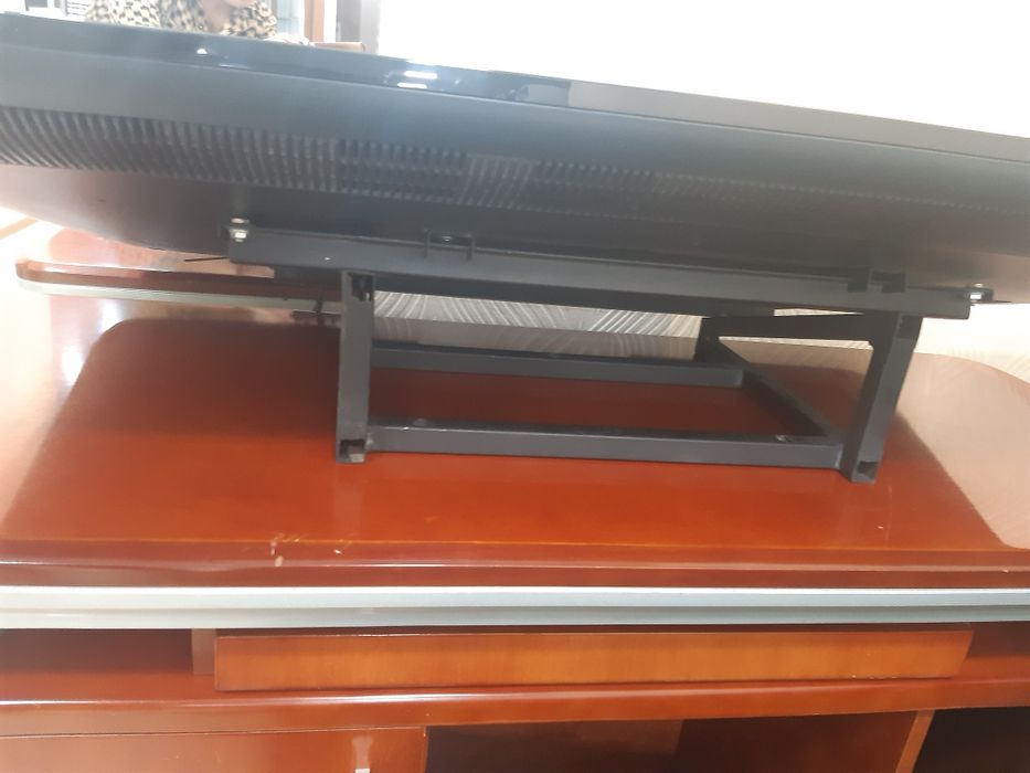 Телевизор Sony BRAVIA KLV-42EX410 , в отличном состояний!