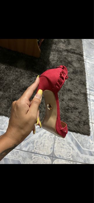 Sandale Buffalo,marimea 38, o singura  purtare