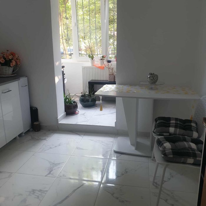 De inchiriat apartament Modern -Micro 3