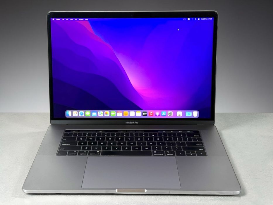 Macbook Pro 15 2018 i7 2,2Ghz 32RAM 1TB Space Gray Перфектен! Гаранция!