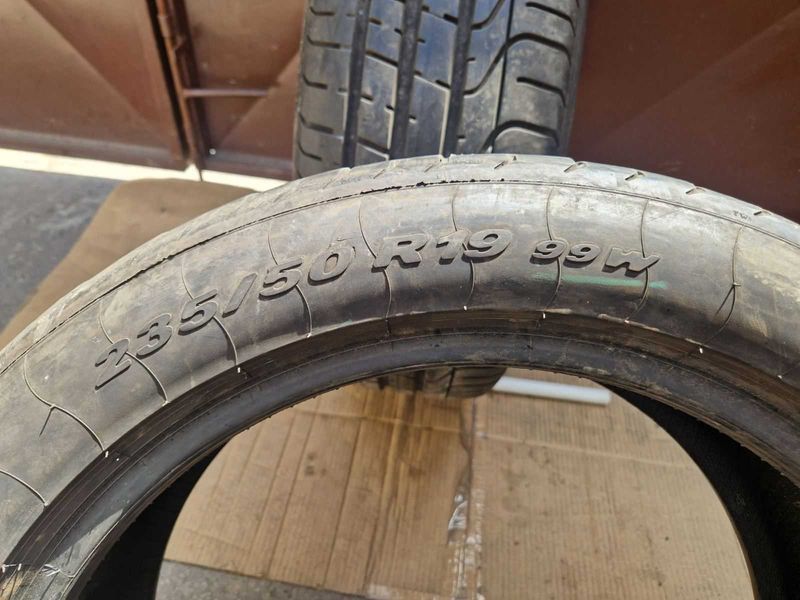 2 Pirelli R19 235/50
летни гуми
DOT0518