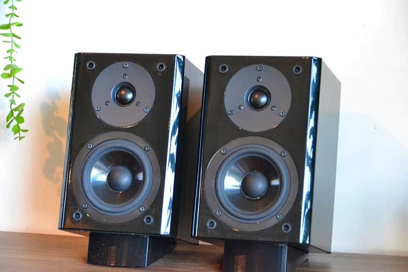 Yamaha NX-E700 Pianocraft Series. Boxe raft celebre. Sunet de top. Preț fix !