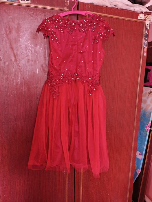 Красная вечерняя платья