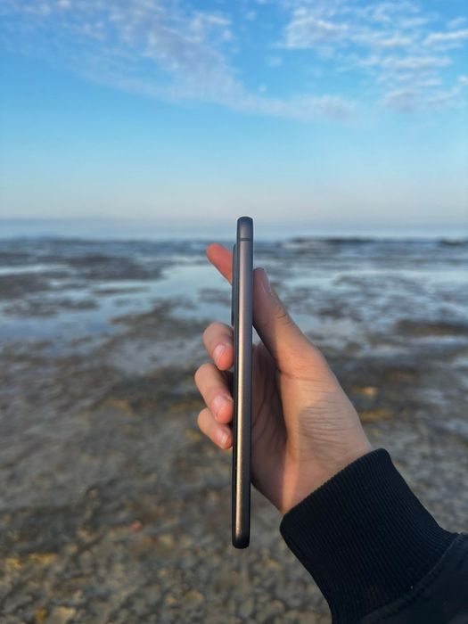 Samsung s21 fe в хорошем сост