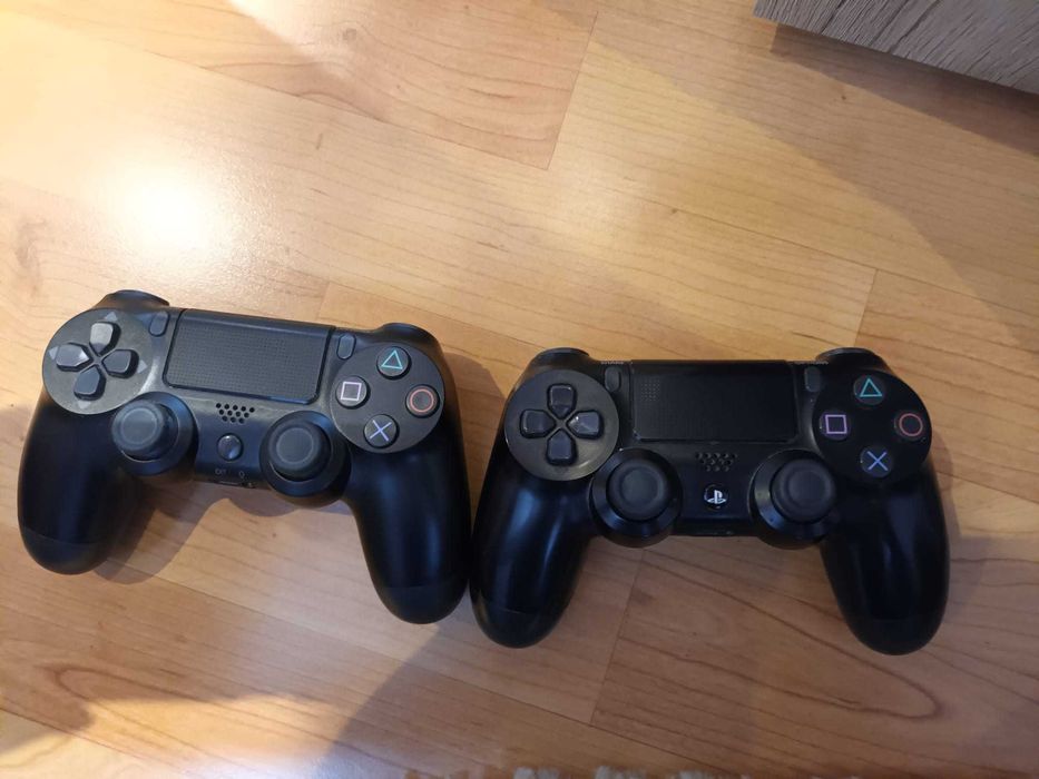 Vand PS 4 Slim, SONY