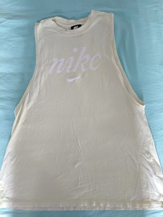 Adidas, Nike, Under Armour дамски дрехи