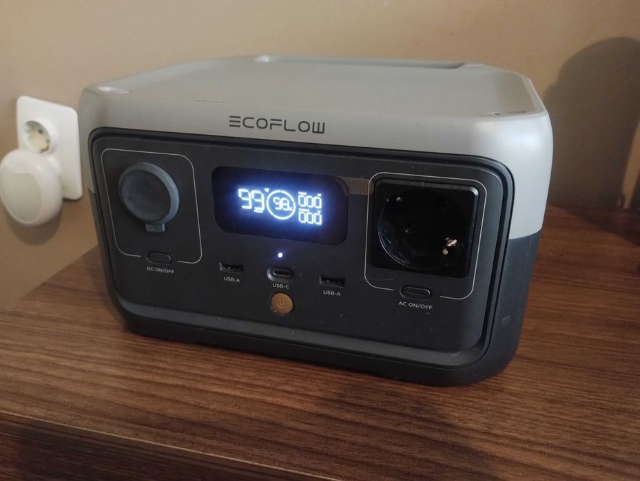 Акумулаторна соларна станция EcoFlow RIVER 2