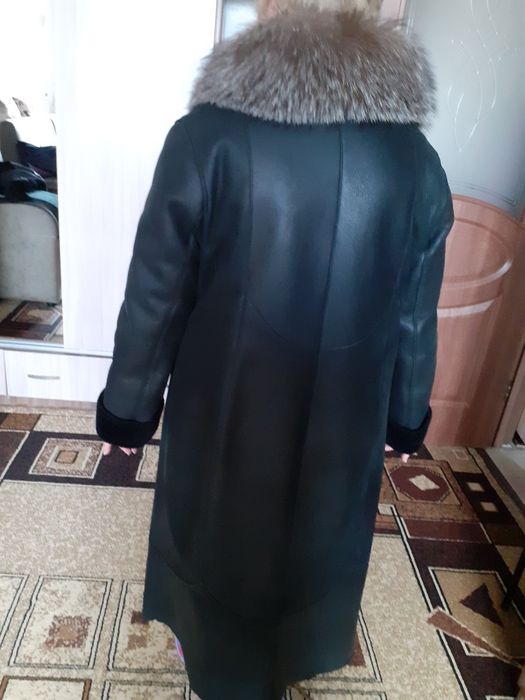 Продам дублёнку,верх кожаный