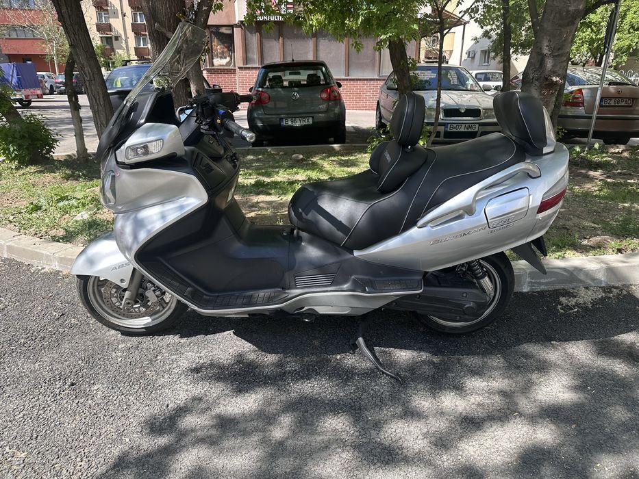 Suzuki Burgman 650 Executive ABS