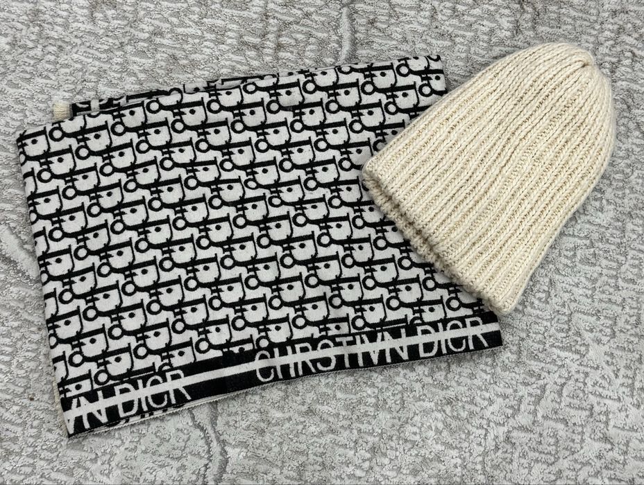 Куртка,шапка,шарф