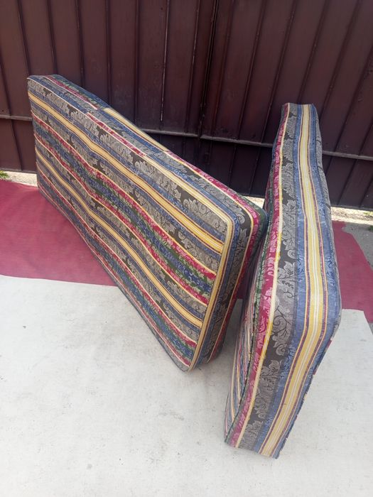 Матрас ( размер 180 на 80 ) .