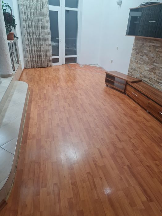 vand parchet laminat de 8mm stejar natur