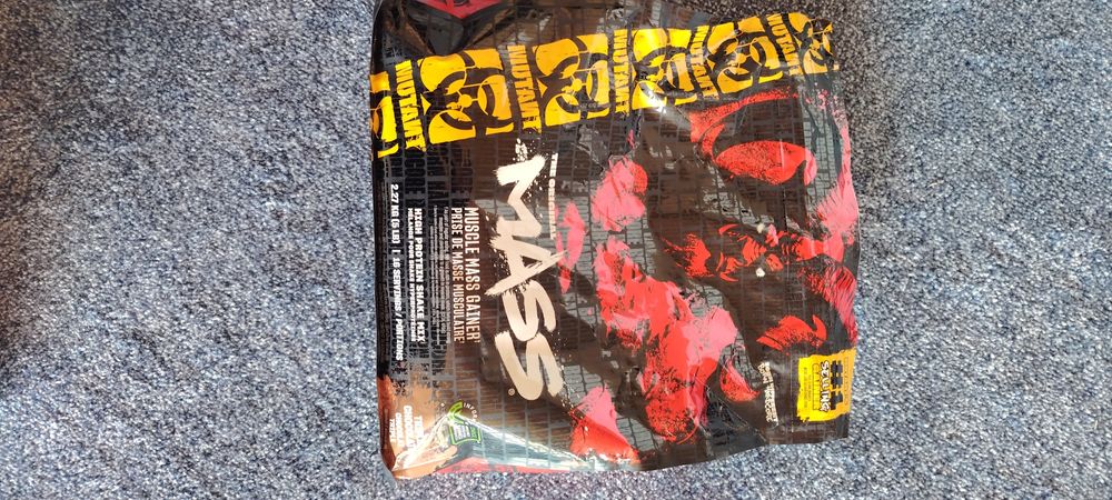 Протеин сотилади Москвадан опкегандим янги турипди.