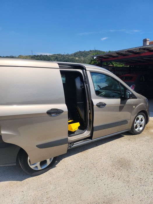 FORD Courier 2019 — imagine 2