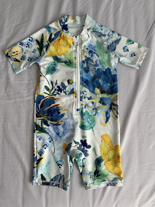 Costume baie intregi + sepci Next, UPF 50+, 98 si 104 cm, 3-4 ani