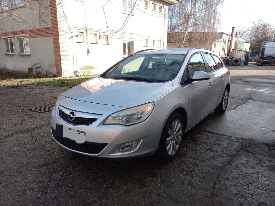 Opel Astra J, 1.7 diesel, 110 CP, Euro 5