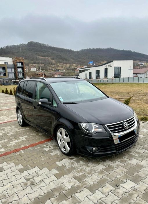 VW Touran 2.0TDI 2010 7 Locuri Posibilitate rate