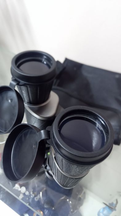 Бинокль новый продам