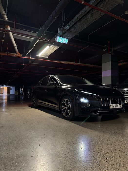 Hongqi eqm5 kraska toza halol prabek