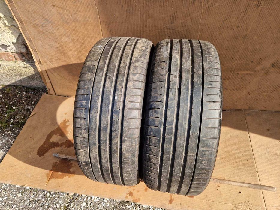 2 Pirelli R19 245/40 Летни гуми  DOT4922