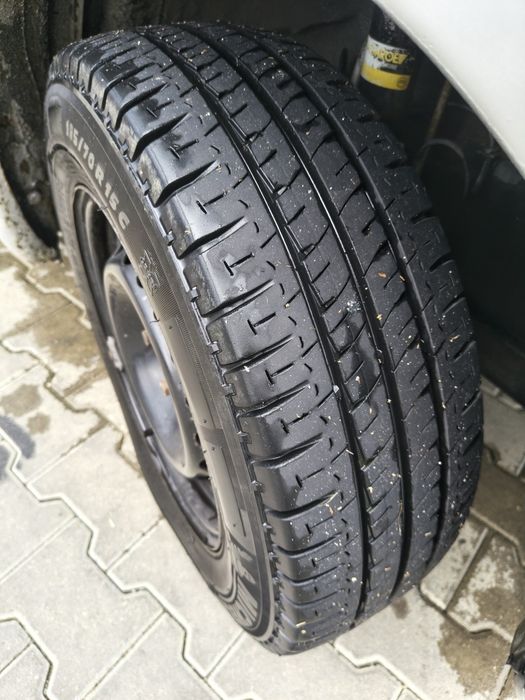 Mercedes-Benz V230TD w638