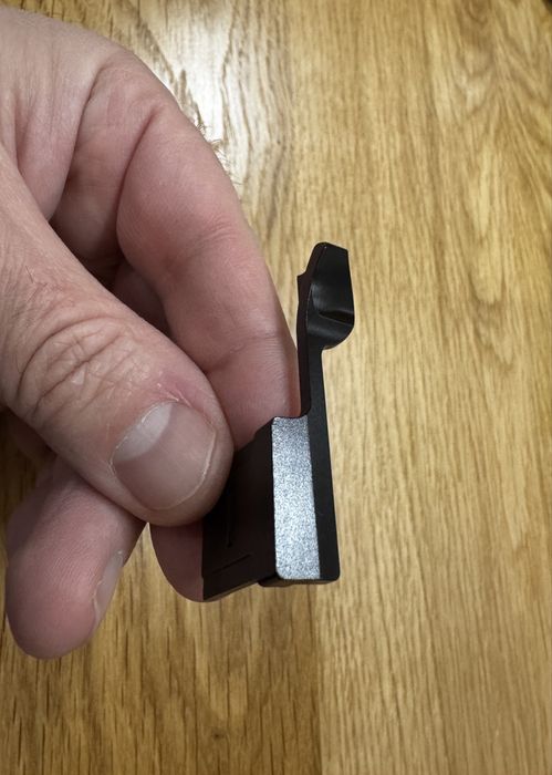 Squarehood thumb-up grip за Fujifilm X100V/X100VI