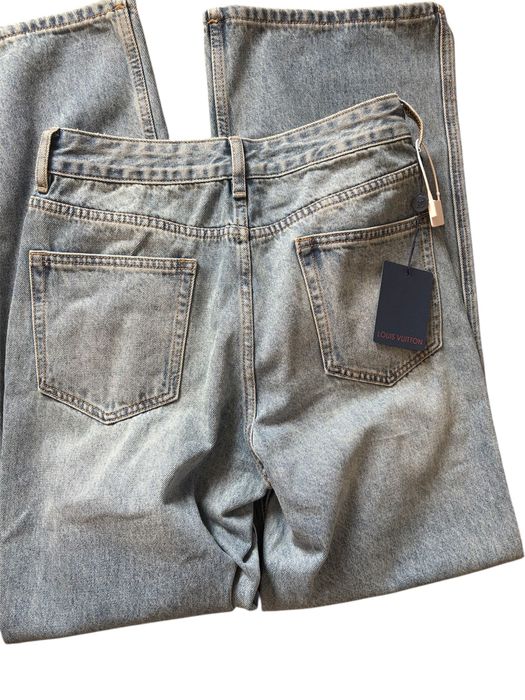 Дамски Дънки на марката LV