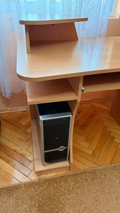 Бюро за ученици или за работа