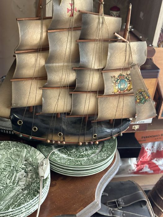 стар дървен кораб нощна лампа