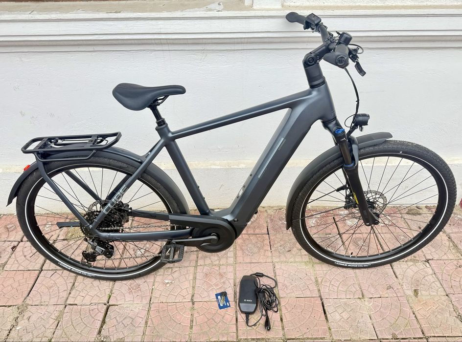 Bicicleta electrica Cube kathmandu One  L Bosch CX 100NM bat800 185km